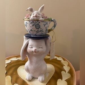 Bella Lux Resin Easter Bunny Rabbit with Blue Floral Teacup with Bunny Inside